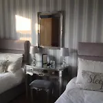 Louth Hall Отель типа 