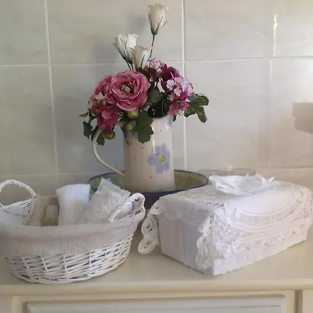 Louth Hall Bed & Breakfast 4*