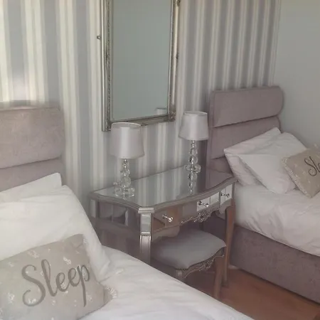 Bed & Breakfast Louth Hall Tallanstown