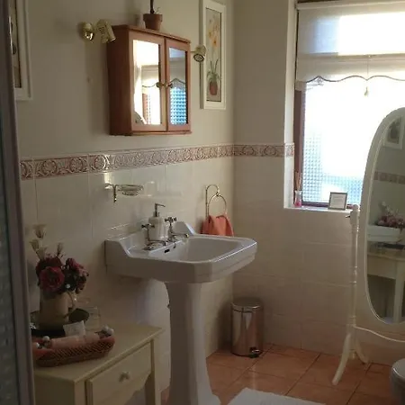 Bed & Breakfast Louth Hall Tallanstown
