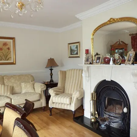 Louth Hall Bed and Breakfast