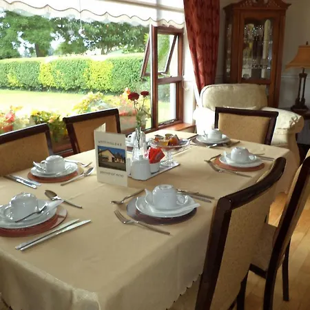 Louth Hall Bed & Breakfast 4*