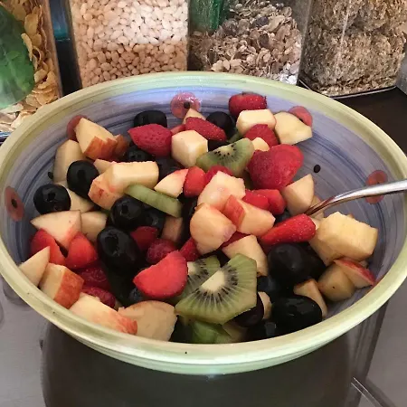 Louth Hall 4* Tallanstown