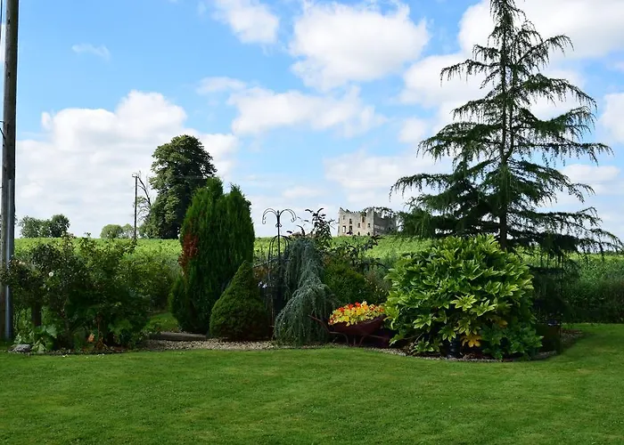 Louth Hall Bed & Breakfast 4*