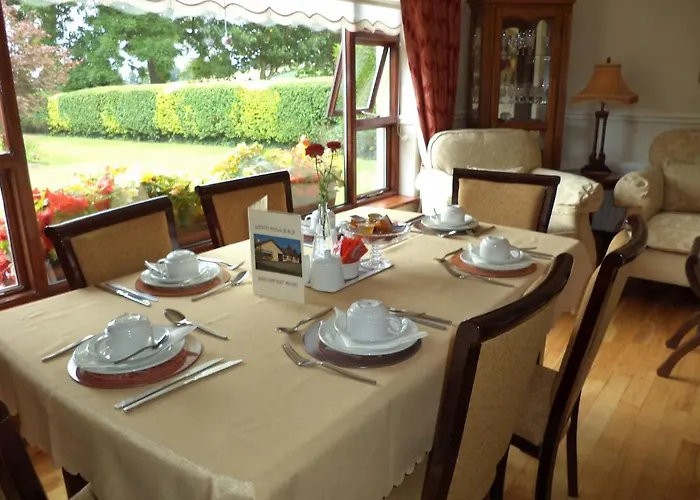 Louth Hall Bed & Breakfast 4*
