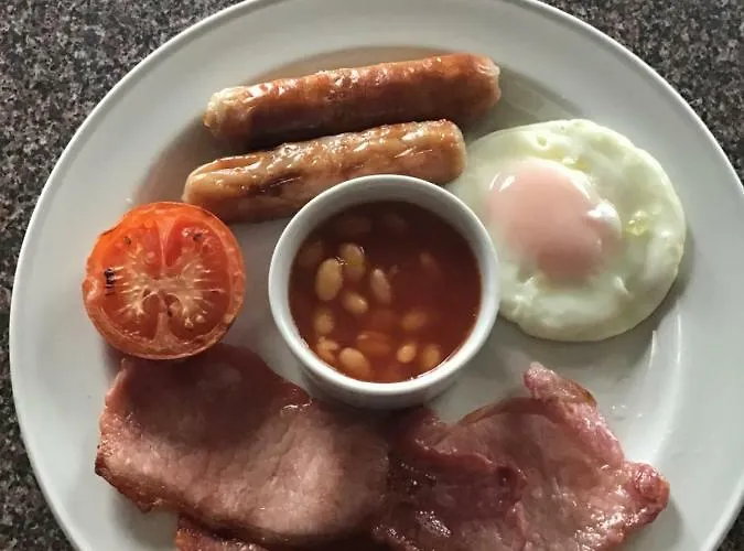 Louth Hall 4* Tallanstown