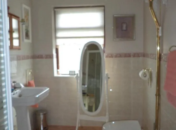 Louth Hall 4* Tallanstown